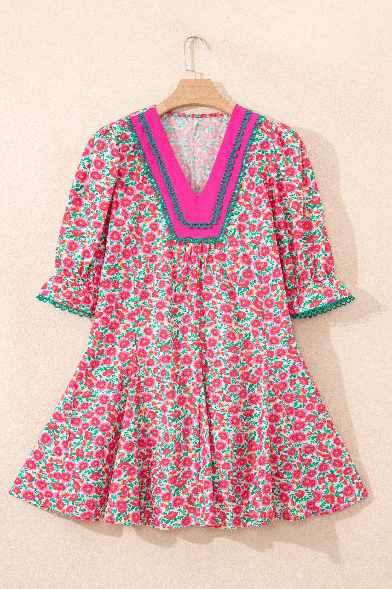 Pink Floral Print V Neck Patchwork Short Bubble Sleeve Mini Dress e638072e3a656c88