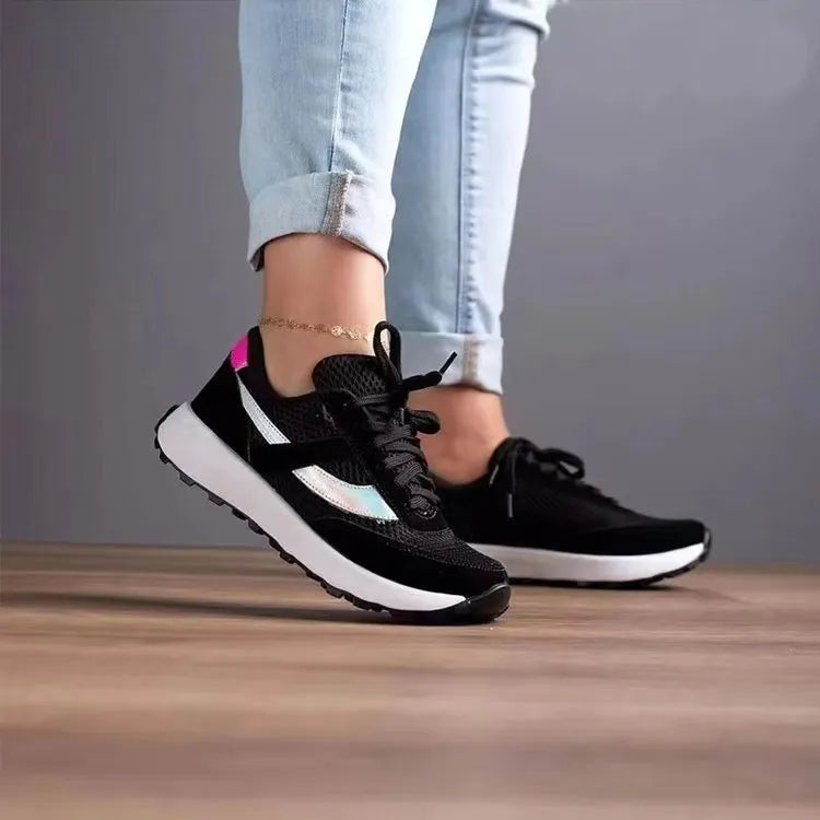 Mesh Contrast Round Toe Sneakers Black e64a5ae6-59c4-4067-9928-a9109674697c-Max