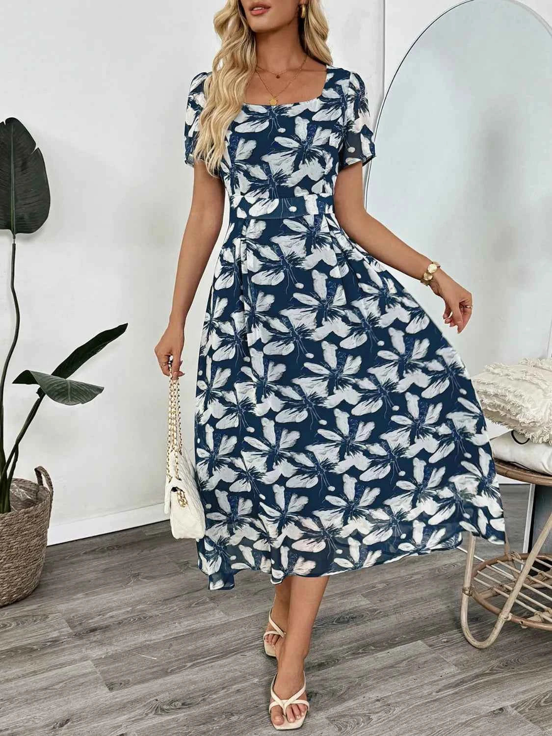 Printed Square Neck Midi Dress e66db93f-4894-47f4-818a-c4b556218b6d-Max-Origin