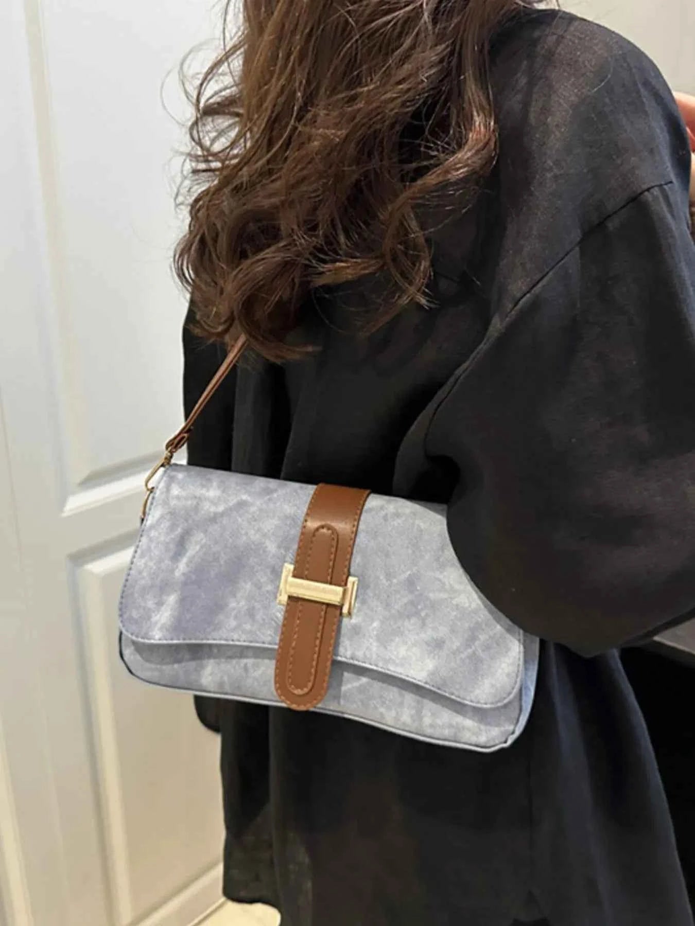 Leather Buckle Strap Crossbody Bag e696768d-df0f-4d04-8aa4-e3b1eb5e57c3-Max-Origin