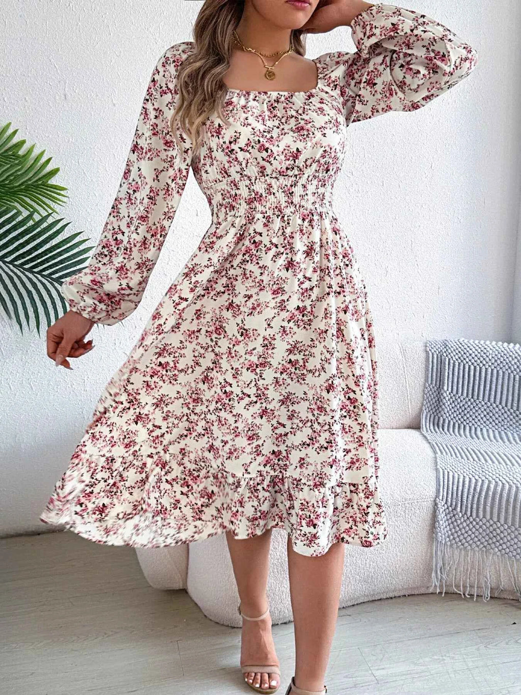 Floral Print Long Sleeve Square Neck Midi Dress e6de3b853cba4838a595a8a2f4293d51-Max-Origin