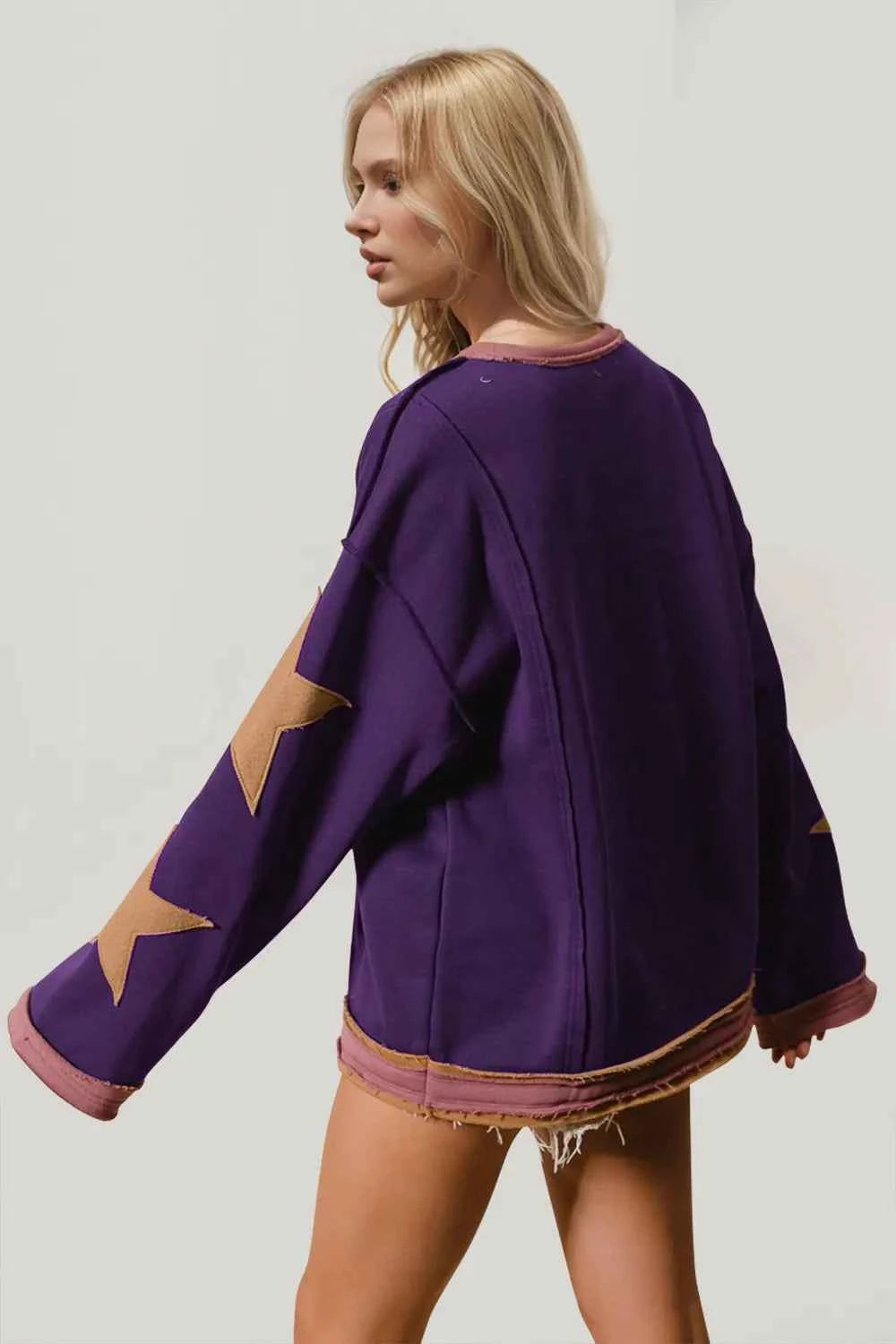 Double Take Star Patched Long Sleeve Sweatshirt e6e0939e-1b29-4e12-a5d3-453c999e6773-Max