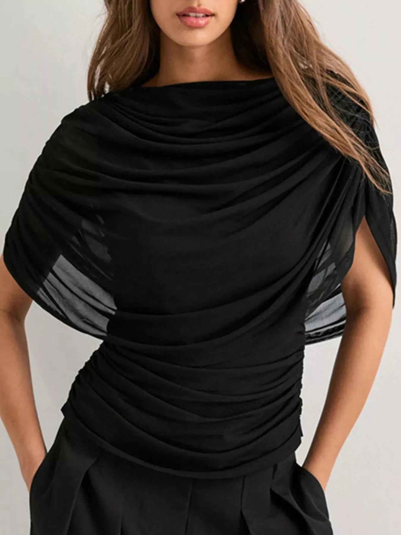 Ruched Short Sleeve Top Black e6f56a5f-a269-494d-9088-a6923185ee72-Max-Origin