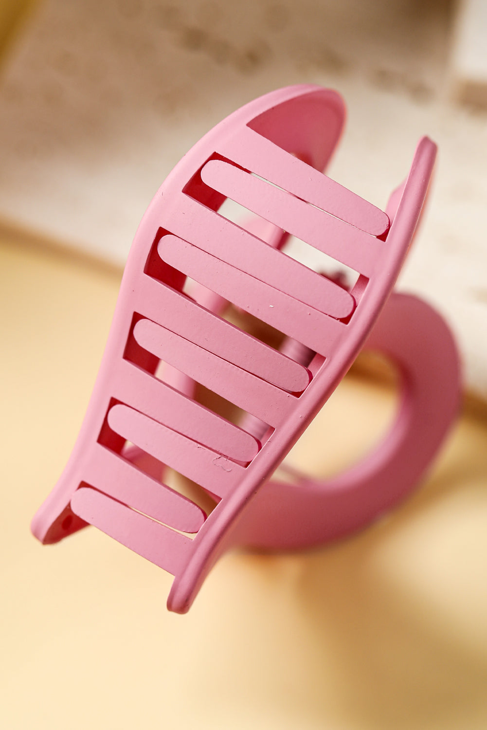 Light Pink Simple Frosted Heart Shaped Hair Claw Clip e704dcc51aaccfd4