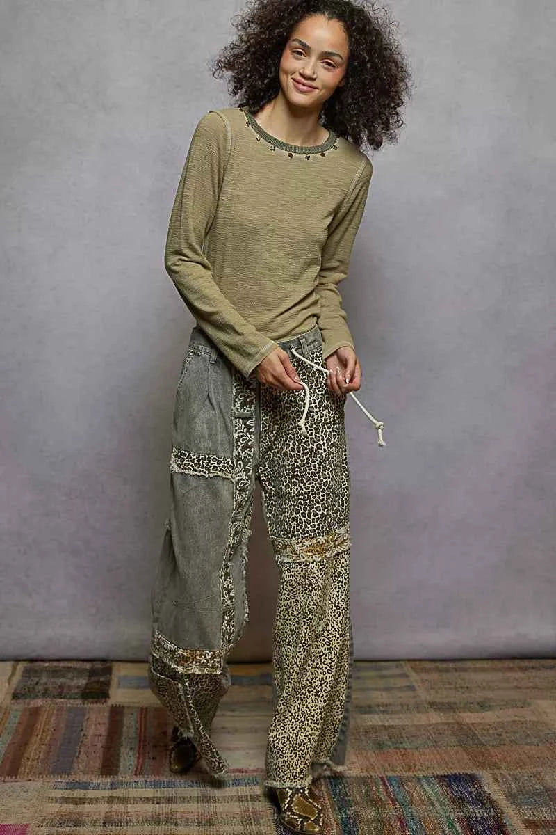 POL Round Neck Long Sleeve Contrast Stitching T-Shirt with Stud Detail e7136298-7369-480e-ae3d-43509d072e09-Max-Origin