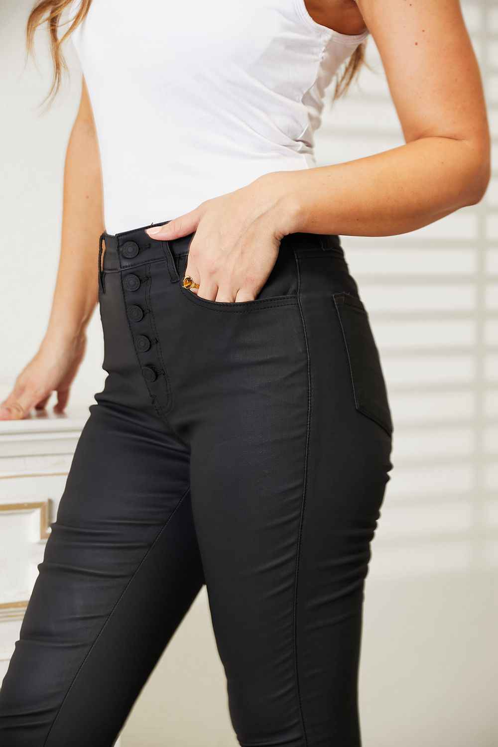 Kancan Full Size High Rise Black Coated Ankle Skinny Jeans e78fec38fdb14266bddb21906c5f6f45-Max