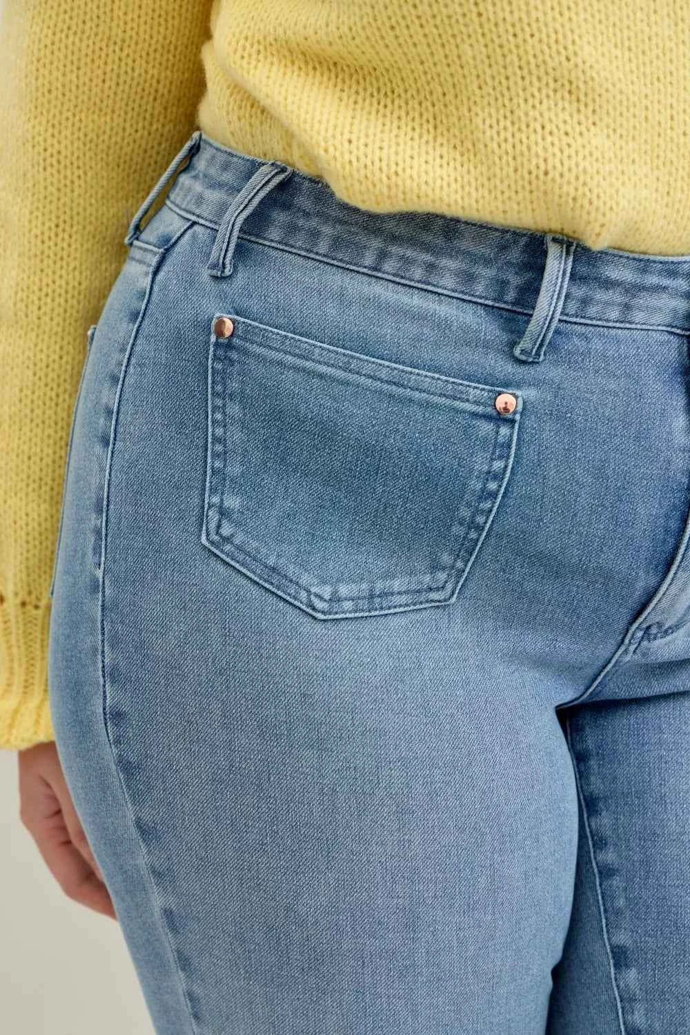 Judy Blue Full Size Mid Rise Bootcut Jeans with Contrast Wash & Front Patch Pockets Plus Size e7a6ed0a-6999-4ee2-990a-8d0382c89c19-Max-Origin