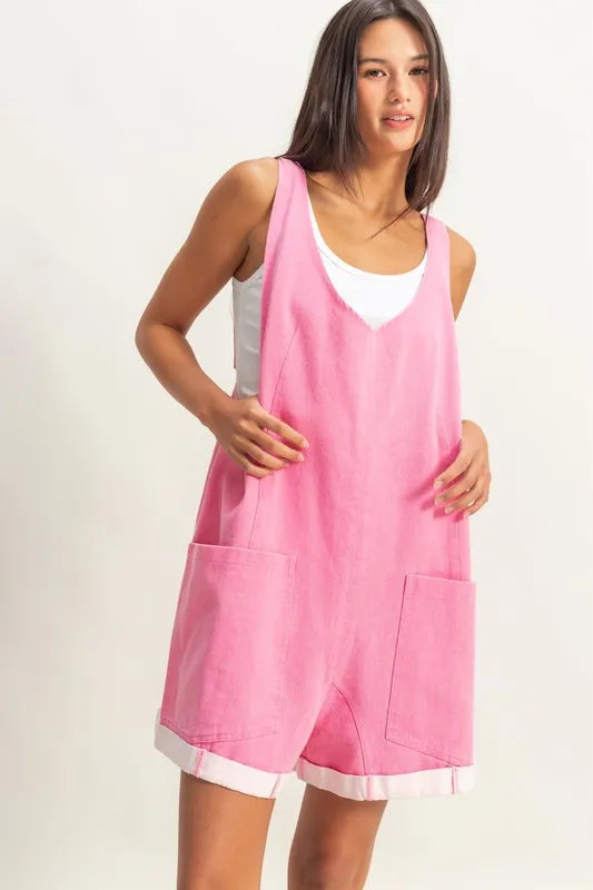 V-Neck Pocket Detail Romper e89011d0625940f5aa69113bffe975eb-Max-Origin