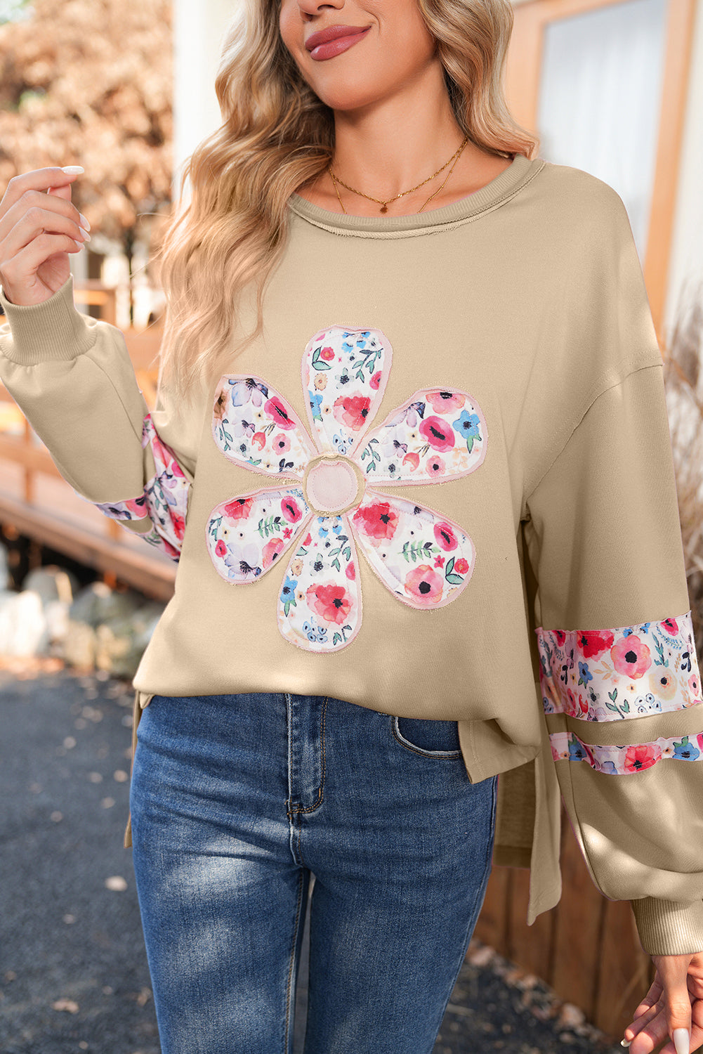 Wisteria Flower Applique Patchwork Drop Sleeve Pullover Sweatshirt Pale Khaki 65%Polyester+35%Cotton e8c39fc231c653c6