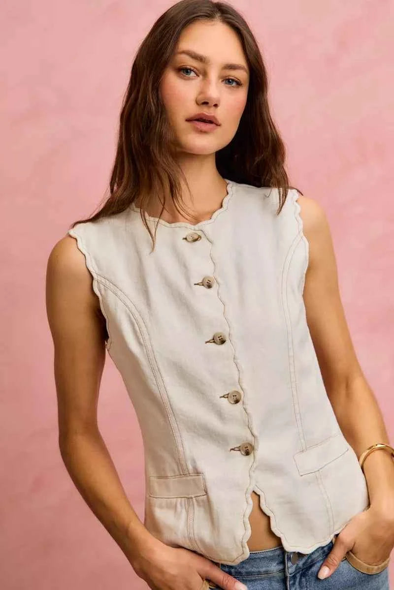 SO ME Scalloped Edge Cotton Twill Washed Vest Top WHITE e943ced4654c41a0841a5ddd58d8e188-Max-Origin