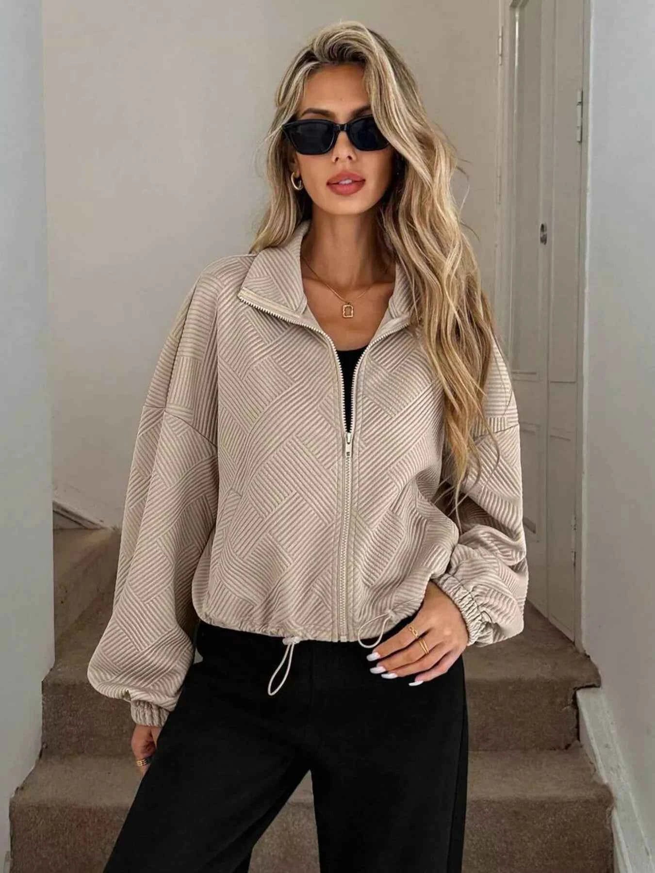 Drawstring Hem Textured Long Sleeve Jacket e9b08acccbb149b095f1506da3a25da3-Max-Origin