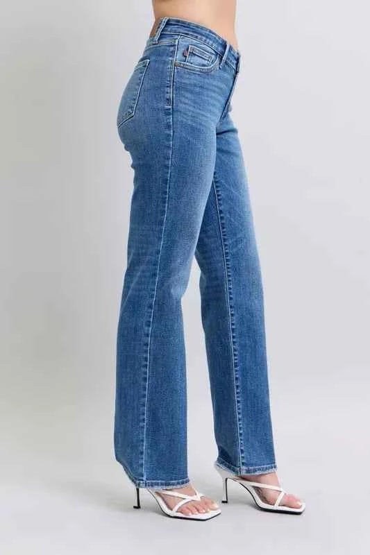 Full Size High Waist V-Front Vintage Wash Straight Jeans Plus Size ea215fb5211d42fdbd5e3aefbfe9d3ab-Max-Origin