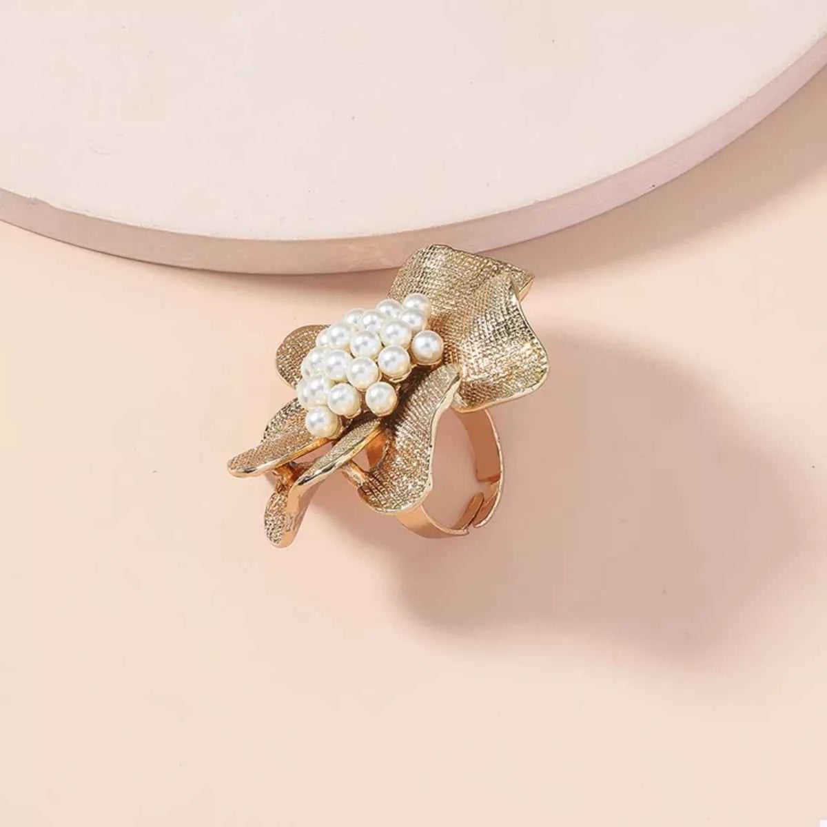 18K Gold-Plated Pearl Flower Ring ea5d9bab-8d17-4491-99fc-51180ef03223-Max-Origin