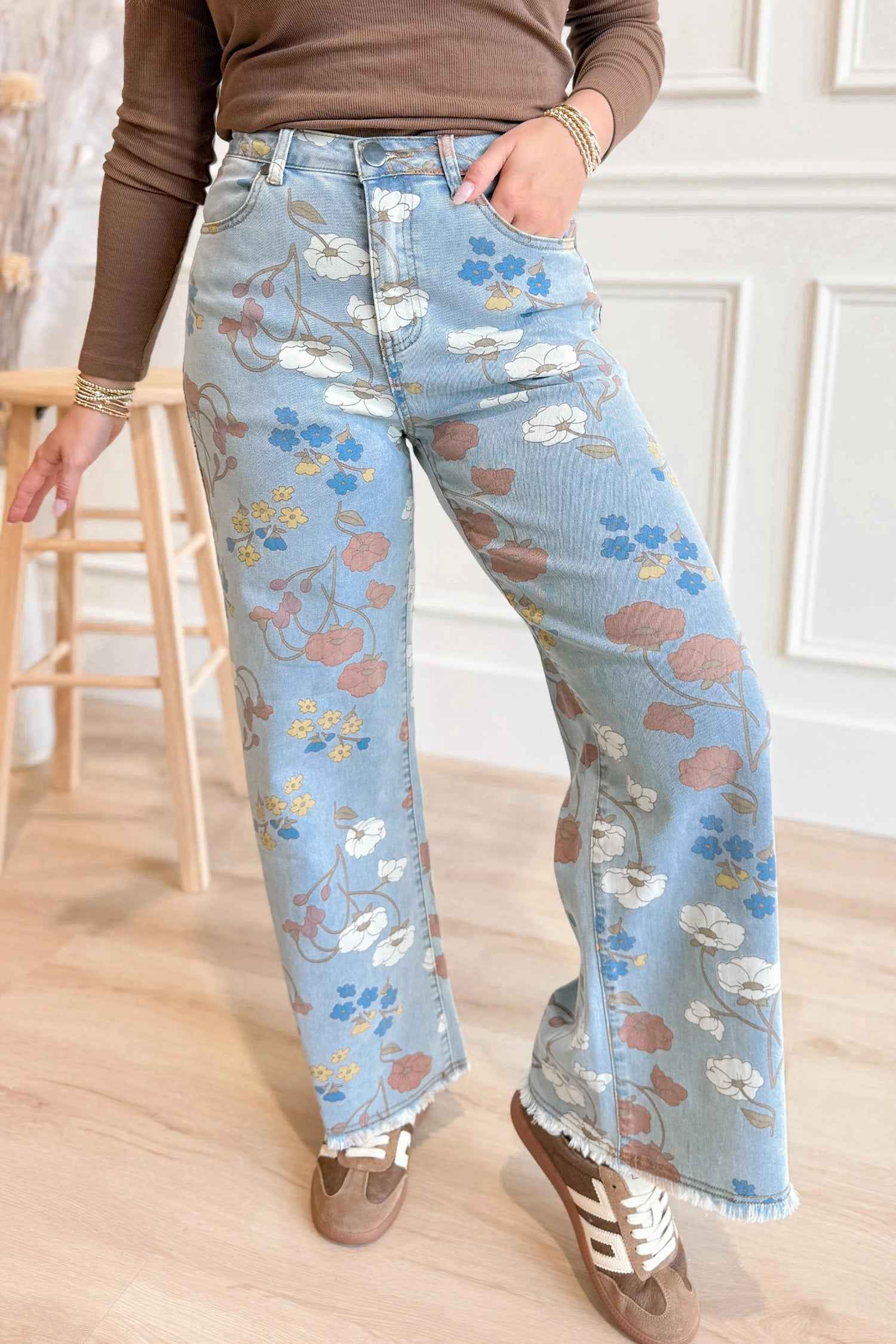 Sky Blue Floral Printed Raw Hem Shift Jeans Sky Blue 65%Cotton+33%Polyester+2%Elastane ea60cddc8d84b89d