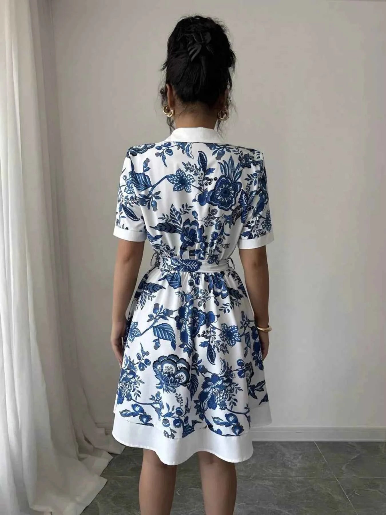 Floral Print Button-Front Shirt Dress ea742f9cabb34db8b9661a637c27818b-Max-Origin