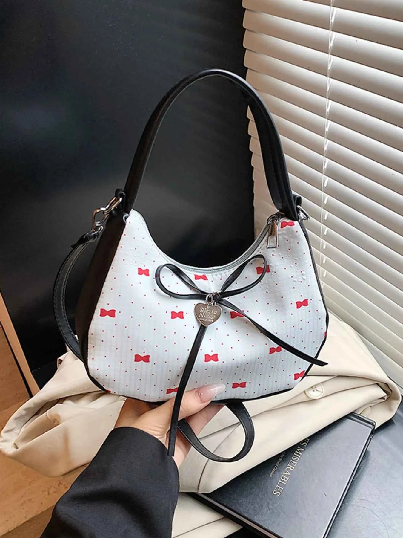 Printed Bow Shoulder Bag eab8b69c4b01444f932b5ab16e7075ef-Max-Origin