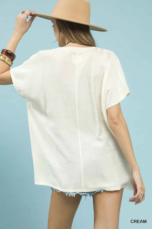 Flowy V-Neck Short Sleeve Blouse ead5b83e-a5b1-4a7c-8e2c-e820aca156c5-Max
