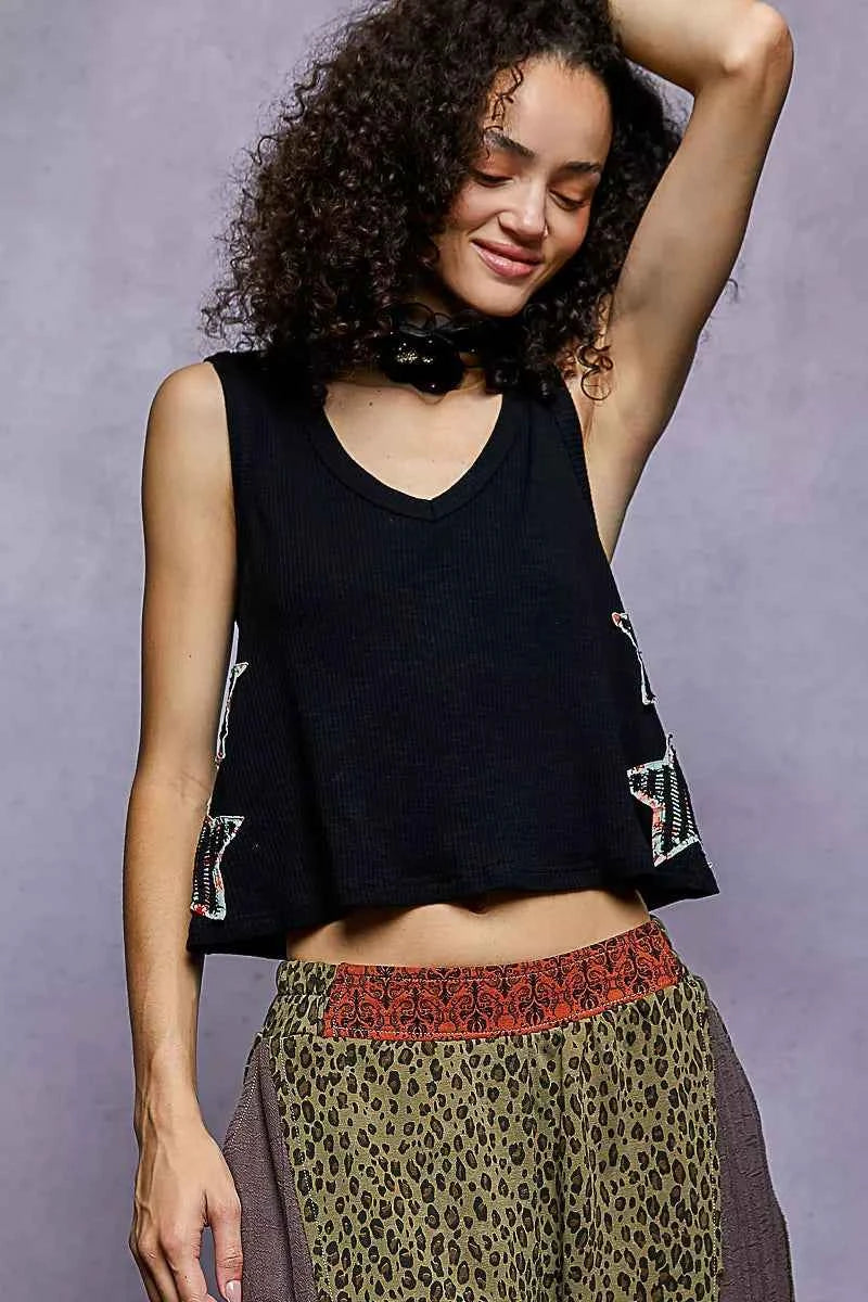 POL Star Patch V-Neck Cropped Ribbed Tank eb0ba4b7-6b0b-4057-be56-20694dea02b6-Max-Origin