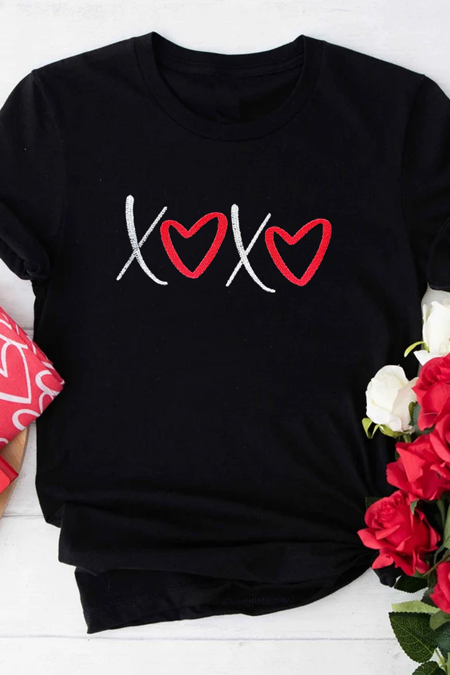 Black XOXO Valentines Heart Embroidered Casual Graphic Tee eb4bf83e02c9947e