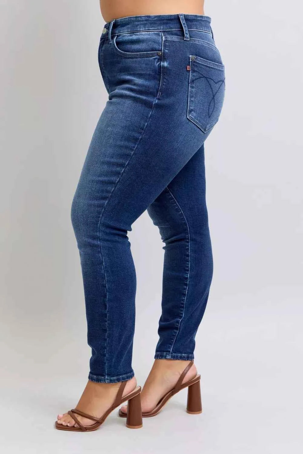 Judy Blue Full Size Washed Thermal Skinny Jeans Plus Size eb83183e-c0d5-4081-9417-2cd31ffec1ad-Max-Origin