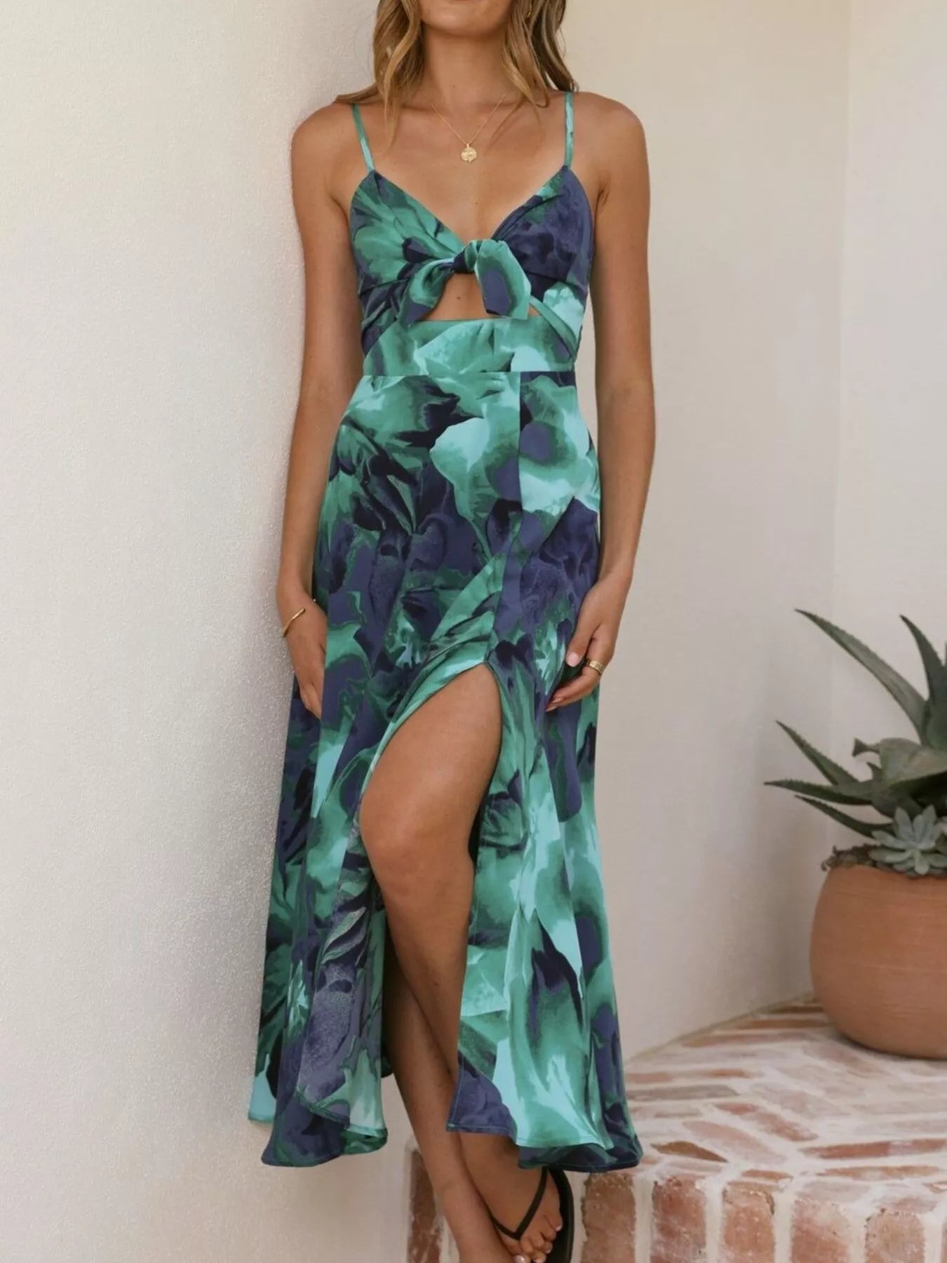 Floral Print Tie-Front Slit Midi Dress Green ebda3997cc8f478bbc6a6da774bc6a04-Max-Origin