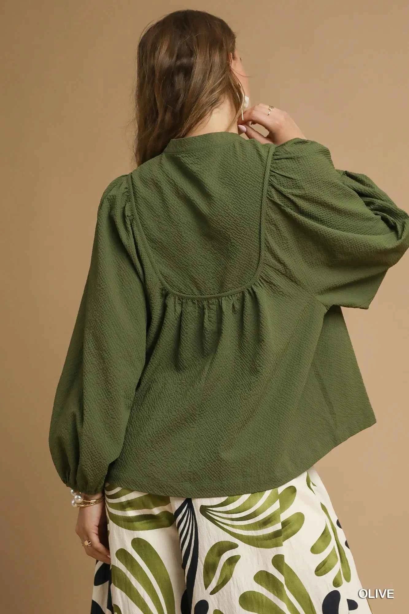 Umgee Textured Notched Blouse with Balloon Sleeves ec217915-b141-4ad9-b04a-73cc0fd9d304-Max-Origin