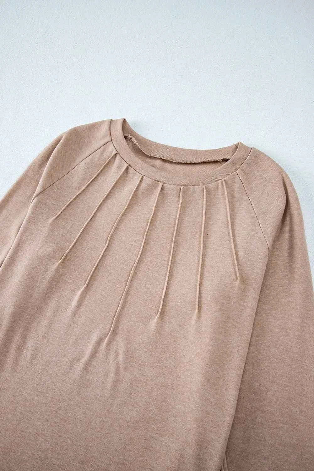 Texture Round Neck Long Sleeve T-Shirt ec4670b7-a4bb-43fb-845d-6b7f95ea14b4-Max-Origin
