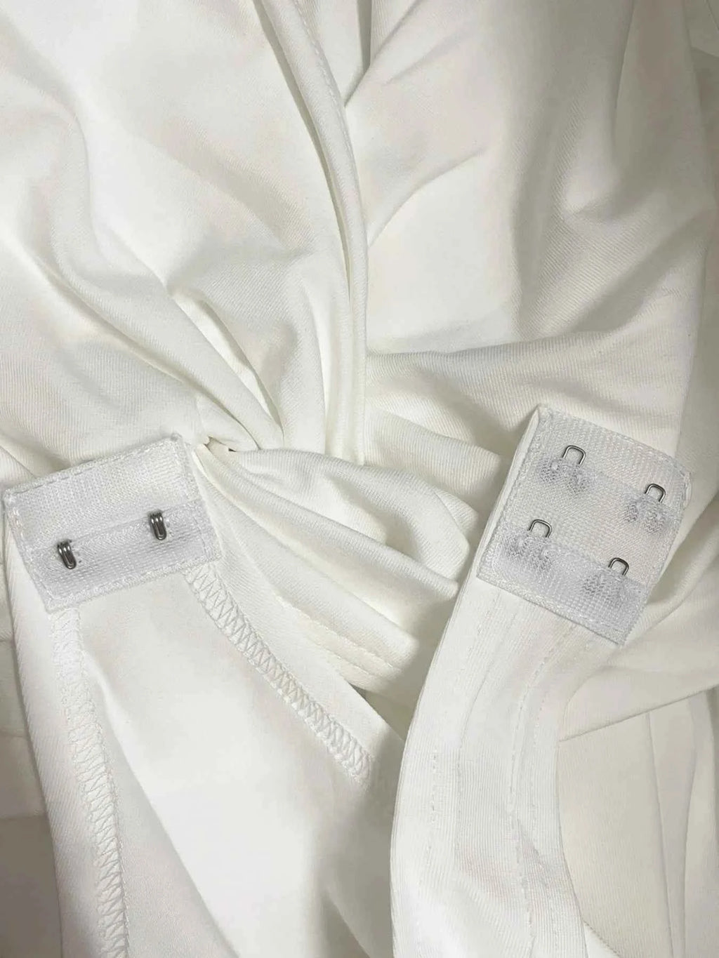 Twist Front Long Sleeve Bodysuit ecc34f39da8d445a9b6e2811d145b42f-Max-Origin