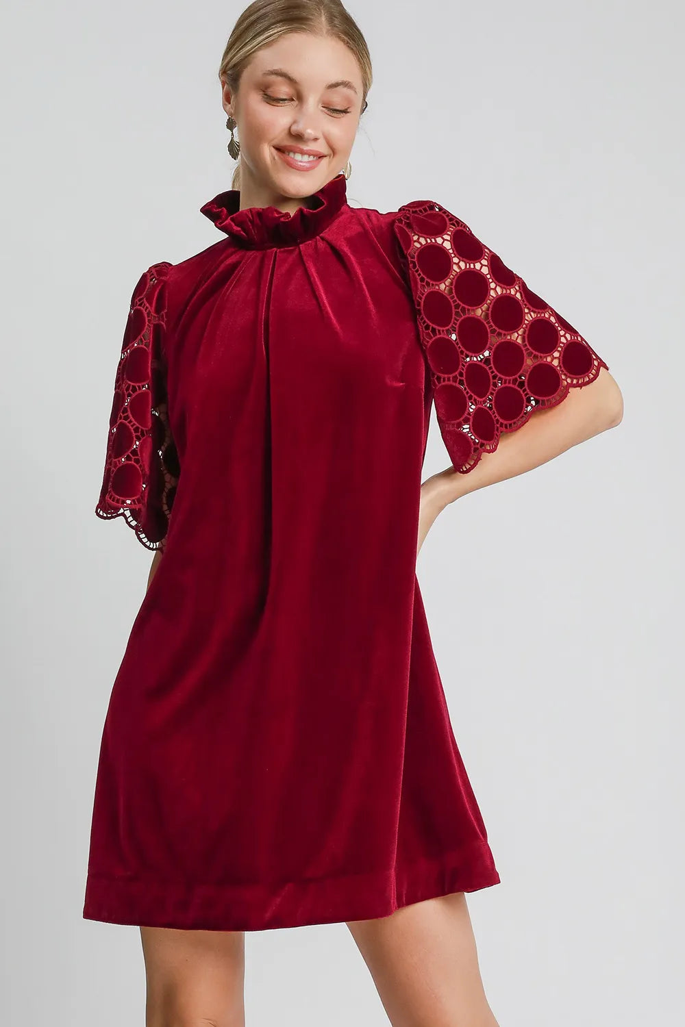 Umgee Dotted Lace Half Sleeve Mock Neck Back Tie Velvet Dress Burgundy ece19479-5586-44f5-bfc0-ad5255053468-Max