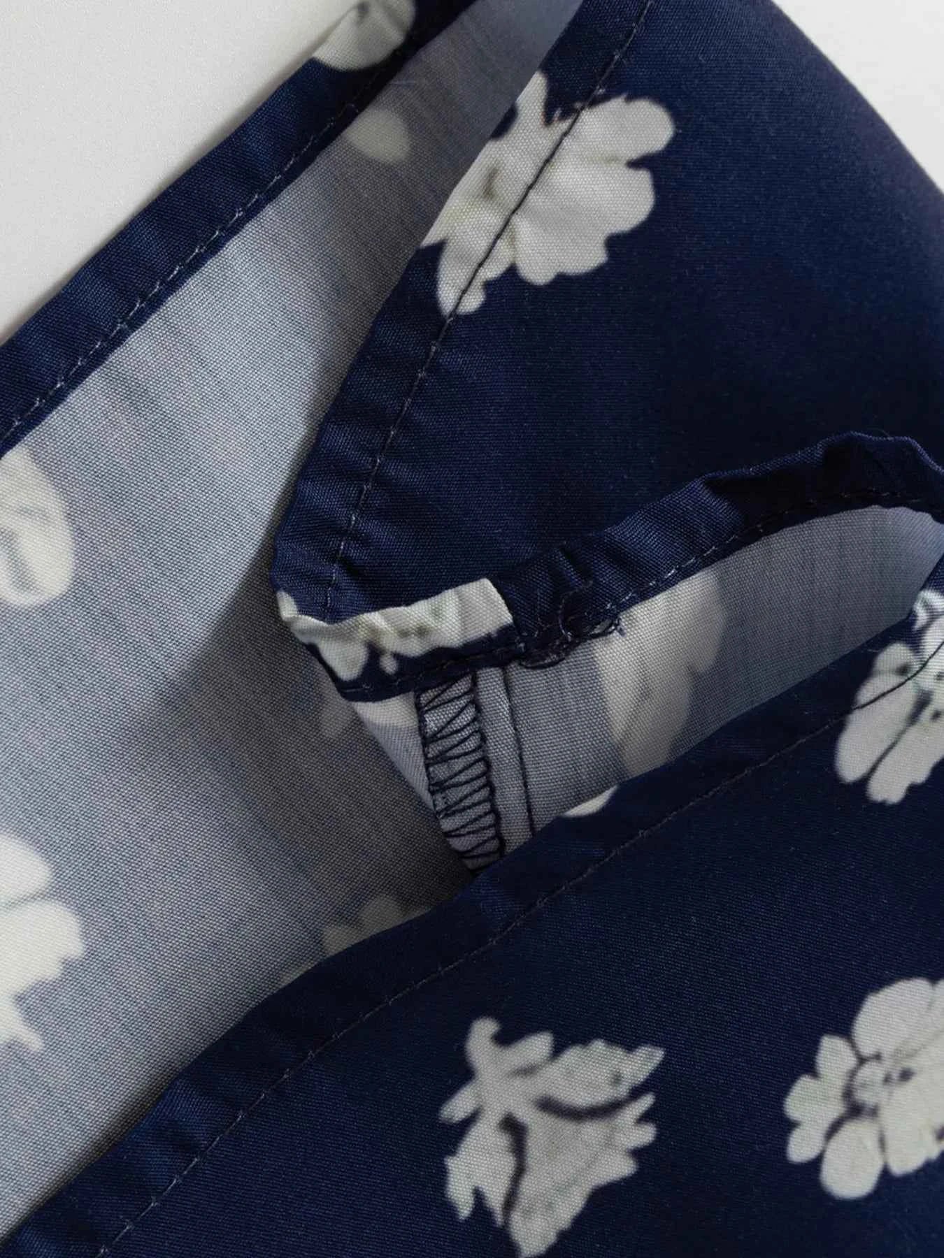 Floral Print Half Sleeve Contrast Trim Blouse ed05f25dfc47475c9bb3dcd54eb8c001-Max-Origin