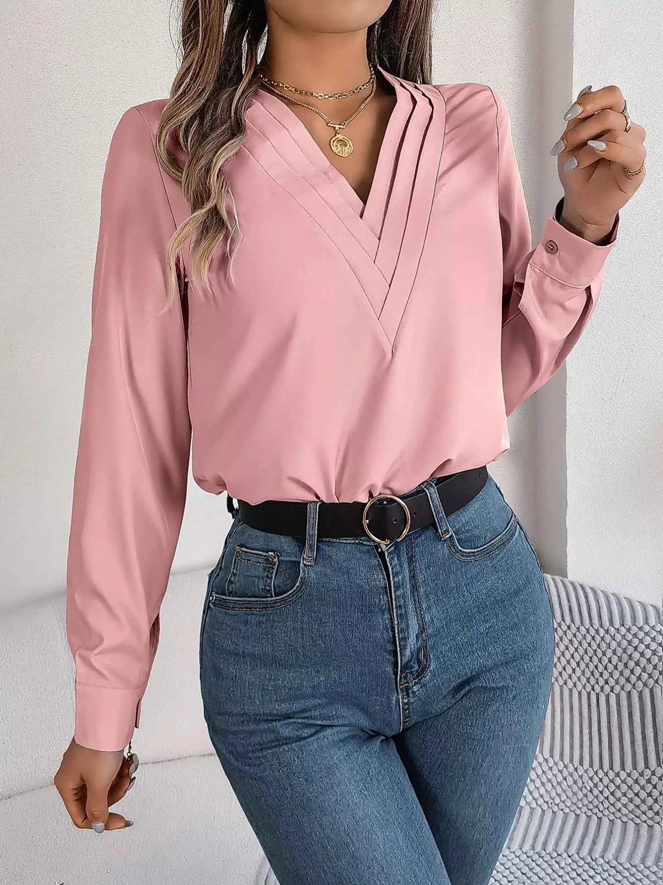 Layered V-Neck Long Sleeve Blouse ed0828c7-e832-4cf5-b3b9-ccb14fe45647-Max-Origin