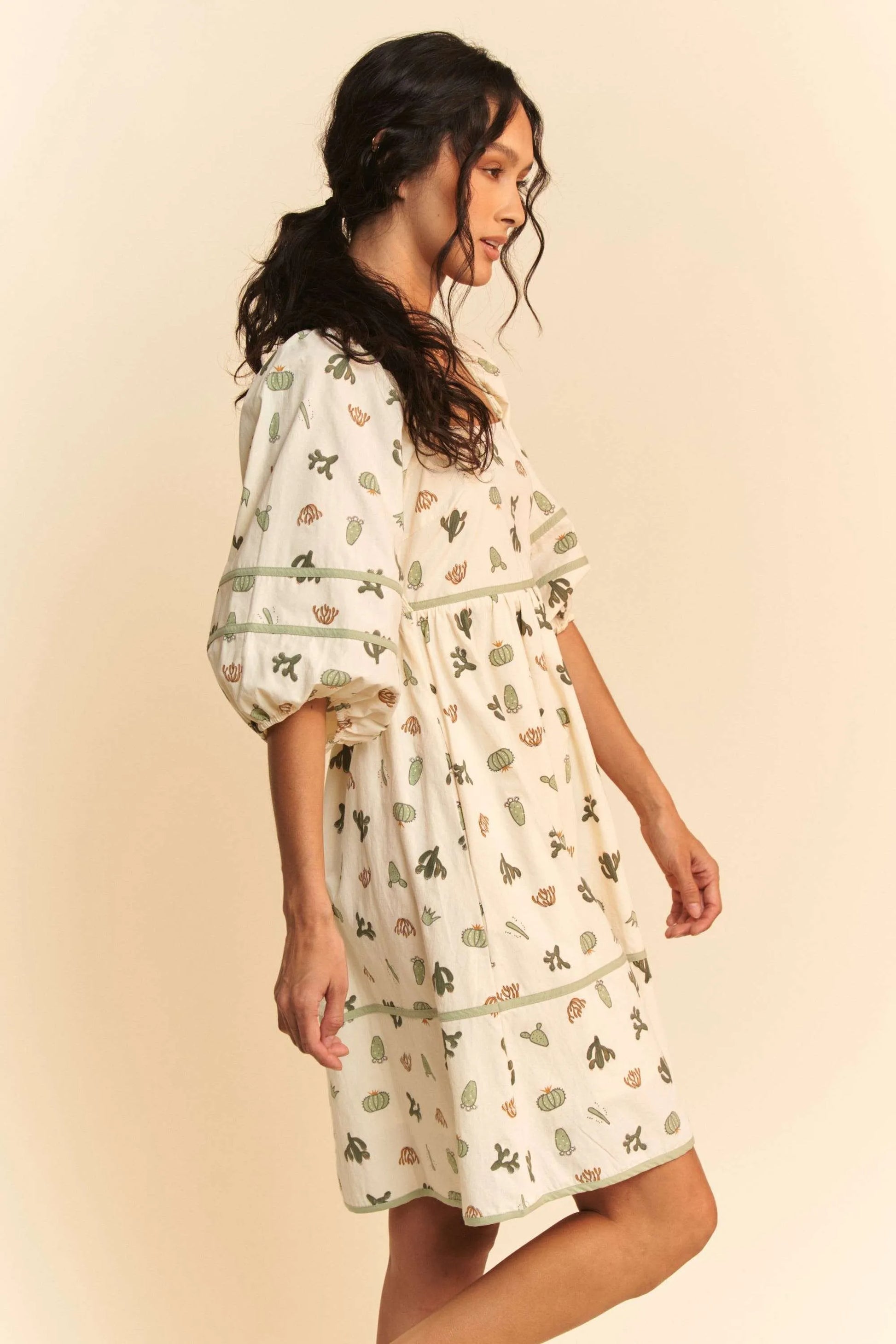 Davi & Dani Cactus Printed Poplin Contrast Piping Mini Dress ed5e6cd1ee8d4c6db5c4debc9bcb5a74-Max-Origin