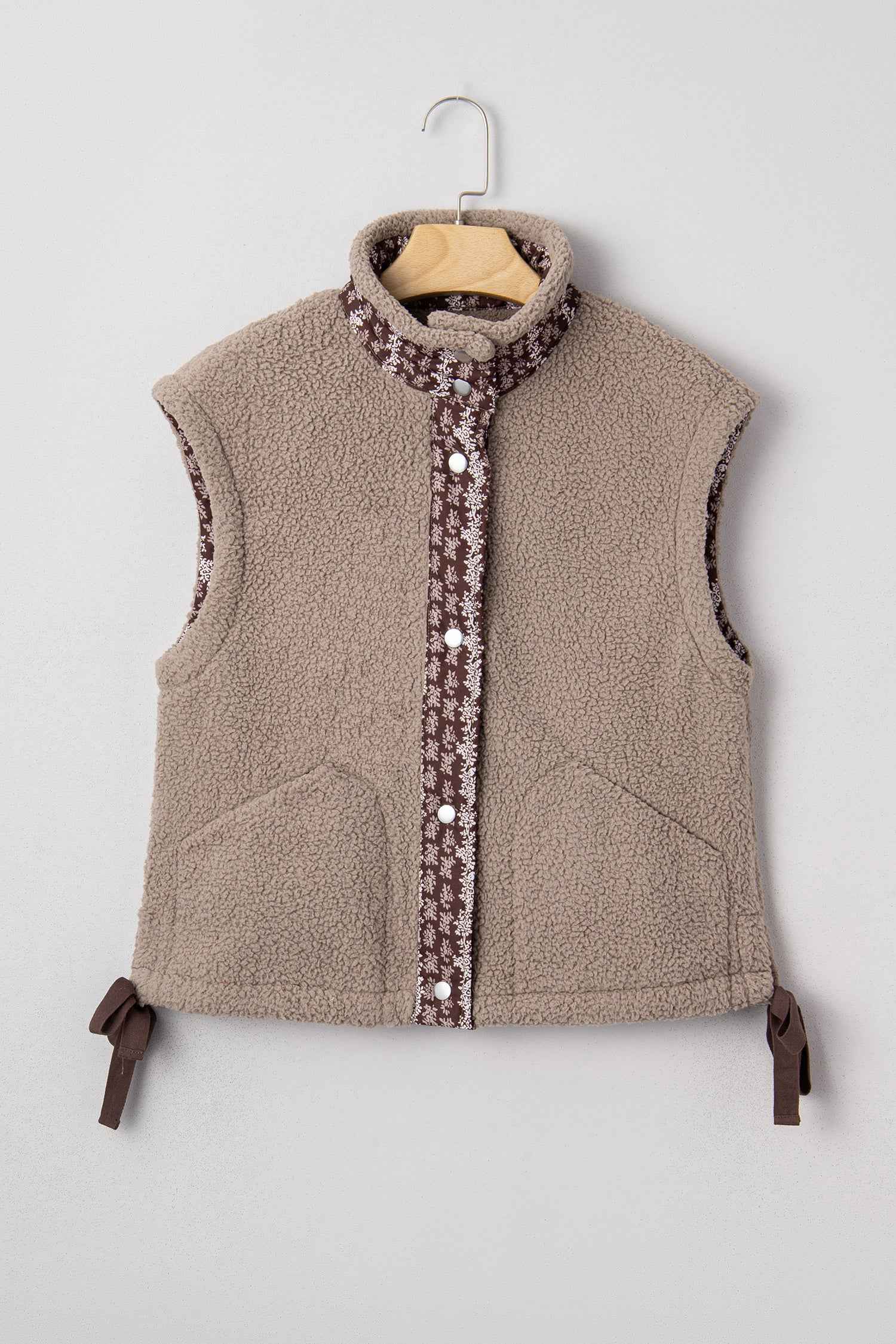 Goat Side Bows Sherpa Fleece Vest ed65a1305fa217ed