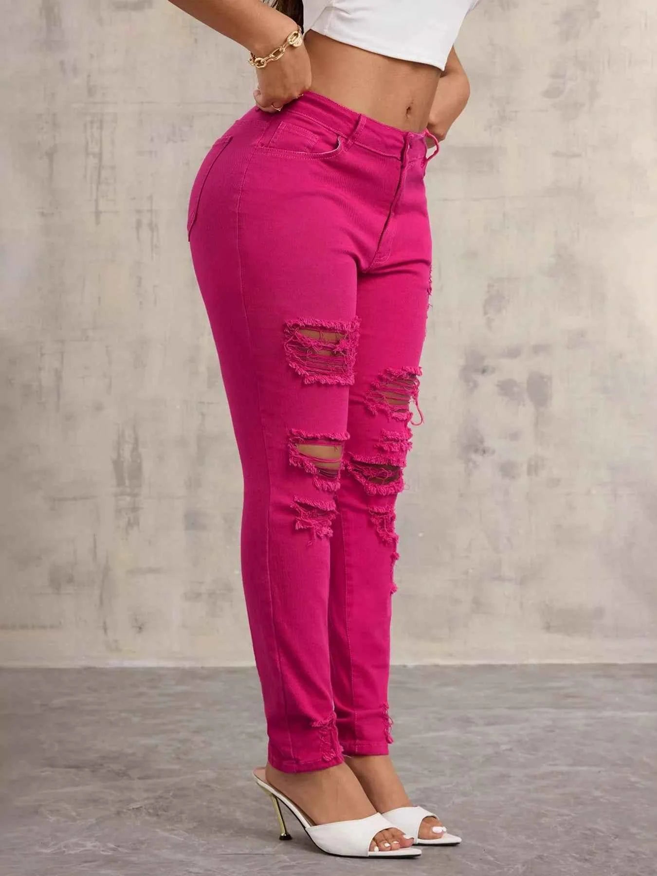 High-Waisted Distressed Skinny Jeans ed6b17bd8e414db6a2fa342f389328b3-Max-Origin