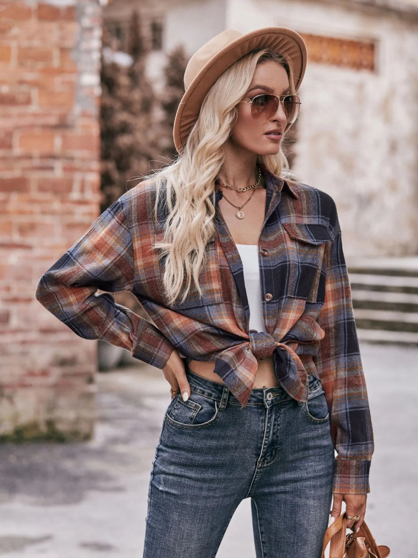 Plaid Button-Down Long Sleeve Shirt ed9e8dcb-b752-4937-b6b4-20e356ef1b81-Max-Origin