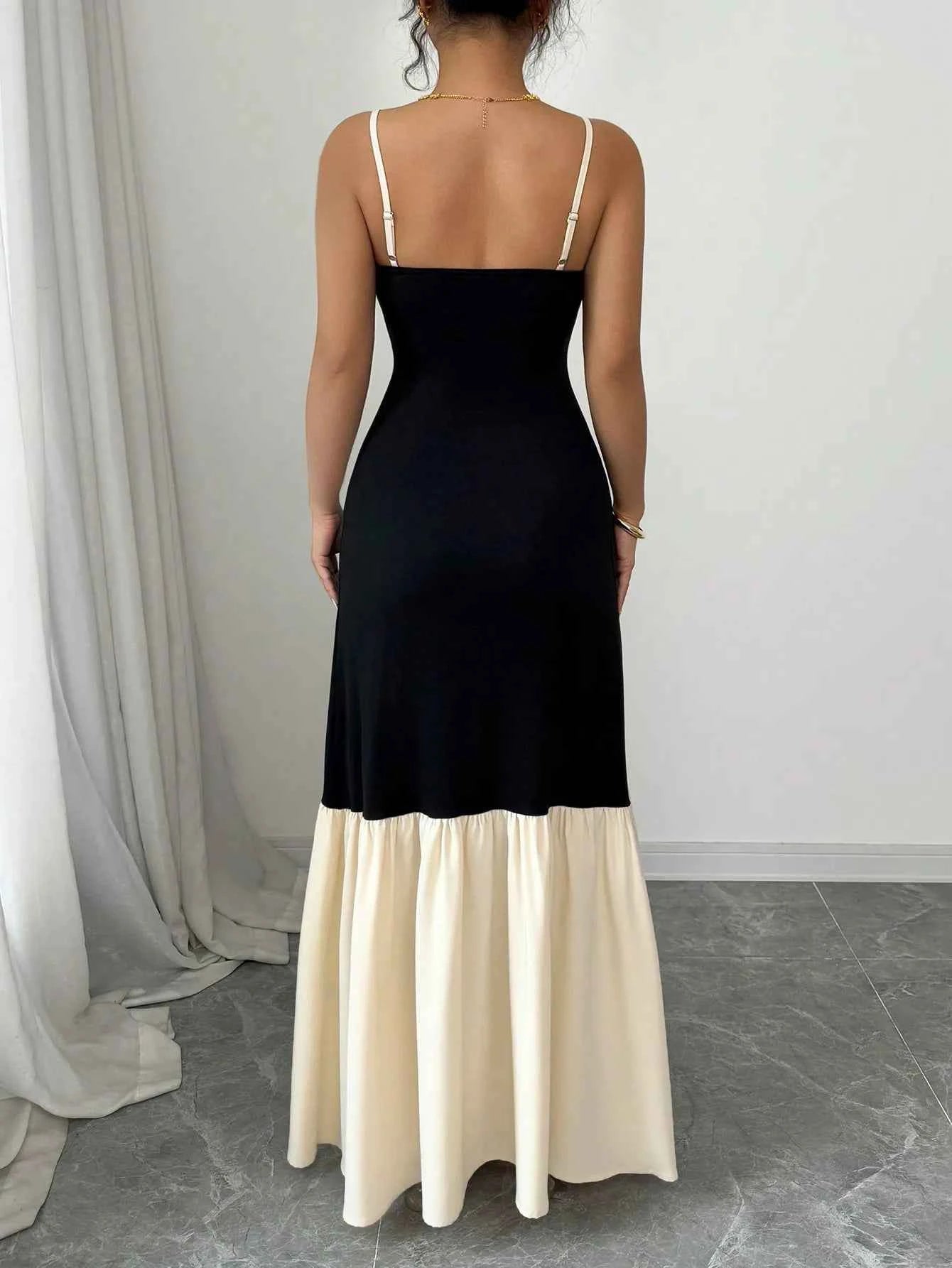 Color Block Maxi Cami Dress eda11dcd-dd6b-44f4-8d0d-19511c791a85-Max-Origin