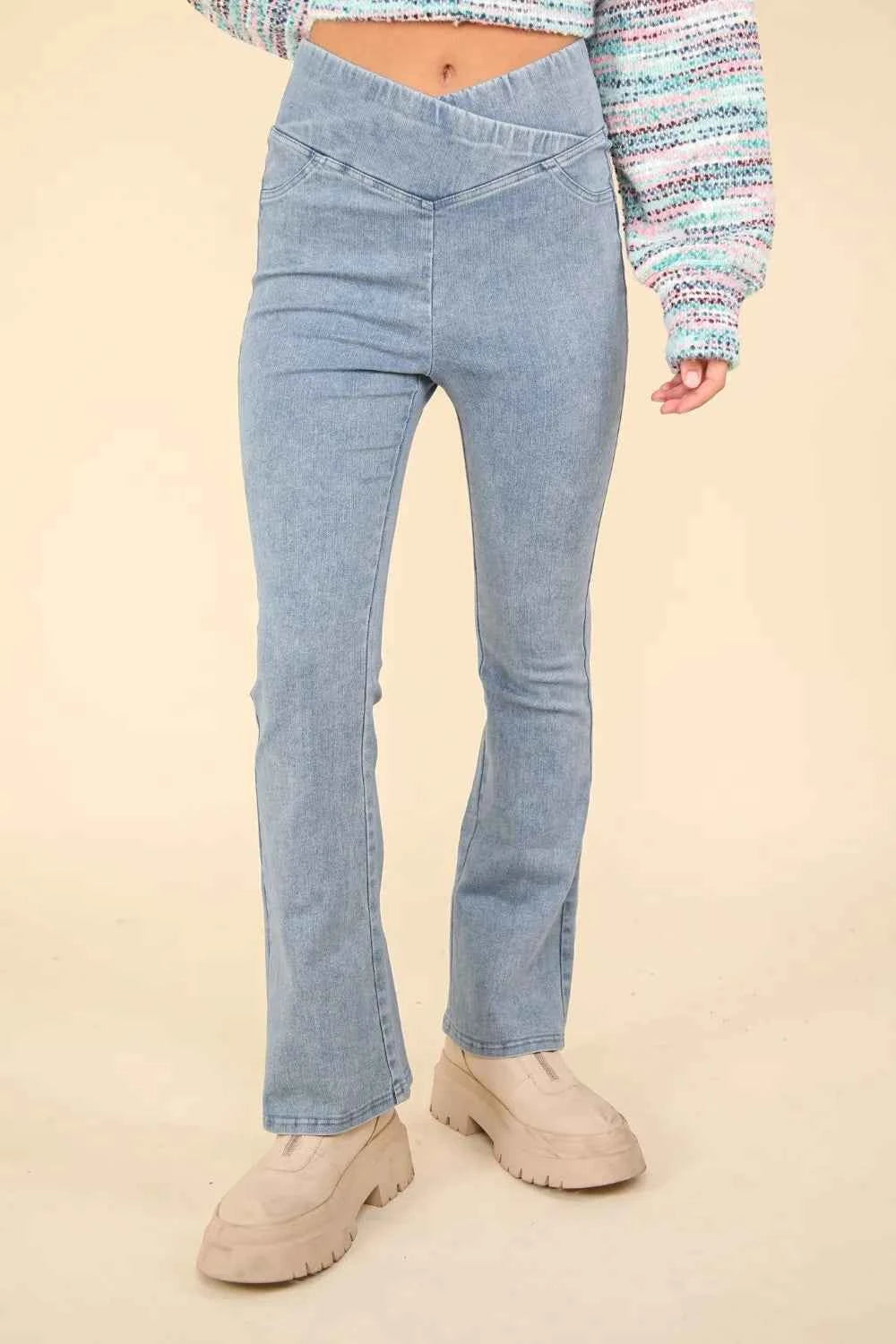 VERY J Washed Denim Stretchy Crossover Waist Leggings Lt Indigo edd19a38-3753-4de5-ae98-e2cb7461aa5b-Max