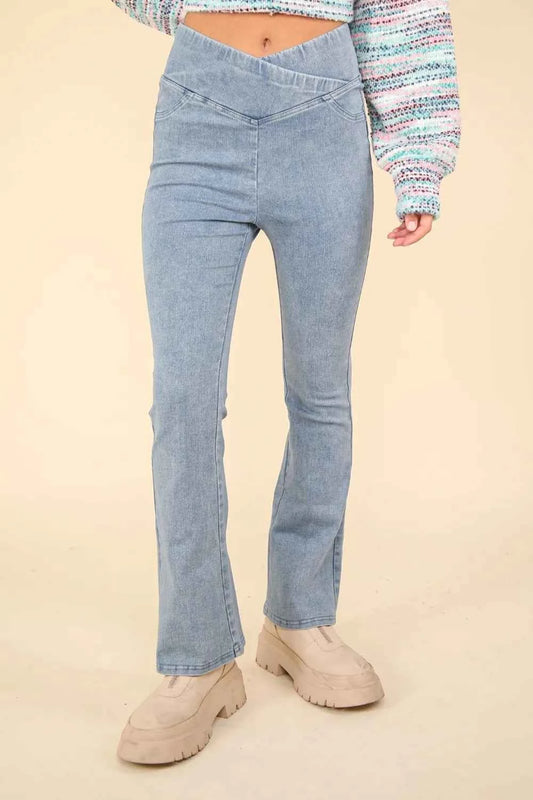 VERY J Washed Denim Stretchy Crossover Waist Leggings Lt Indigo edd19a38-3753-4de5-ae98-e2cb7461aa5b-Max