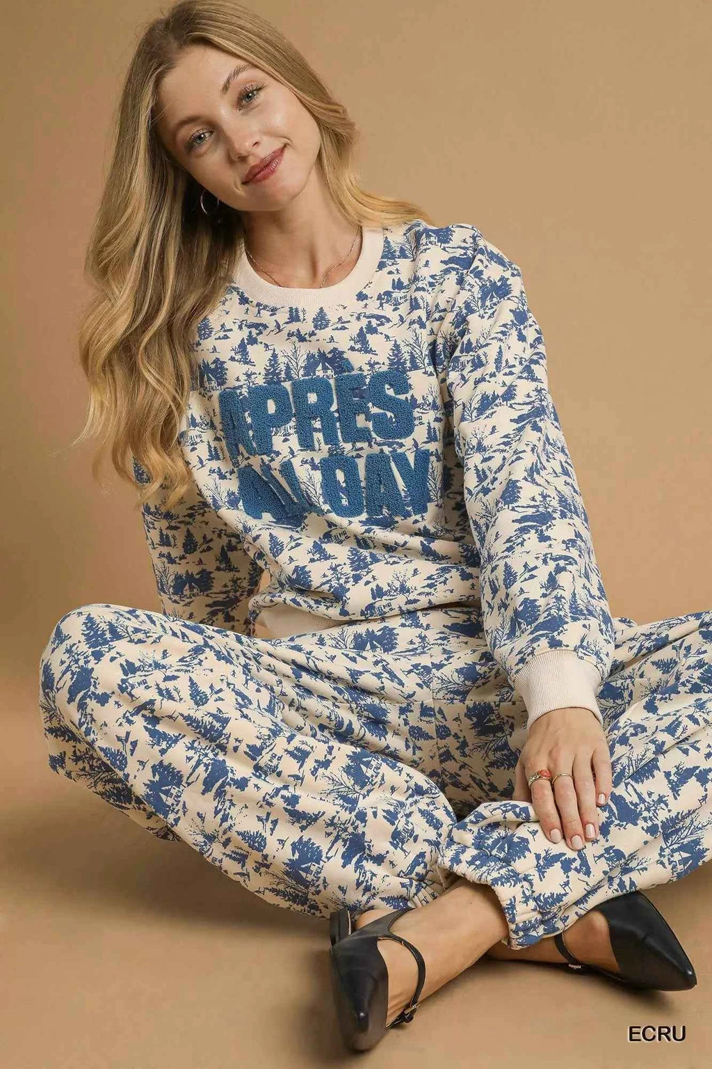 Umgee Scenic Print Cropped Sweatshirt ede2aa35-04b0-4788-89dd-07abb0161563-Max-Origin