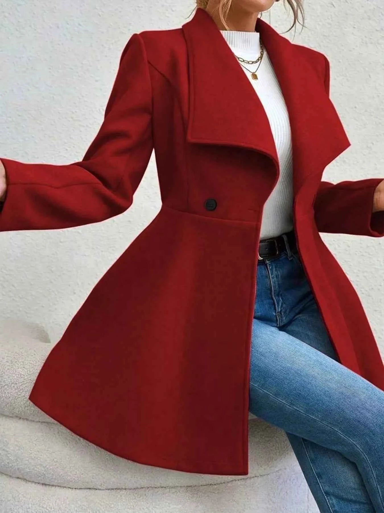 Double-Breasted Wool Blend Coat eedb22aae71842c4a1feeba29cec0e76-Max-Origin
