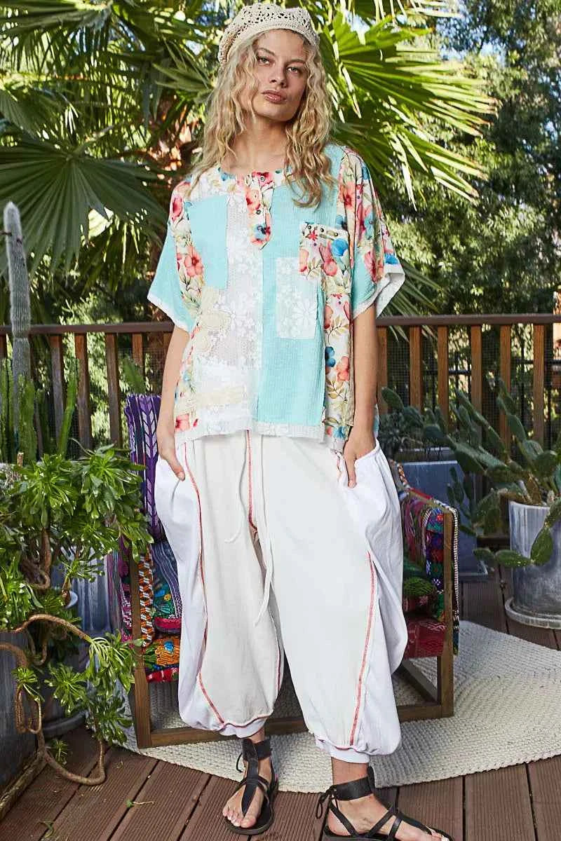 Lace Round Neck Short Sleeve Floral Pattern Top with Patch Detail efcbf2b2-65b2-4120-8ebd-645675509aa0-Max-Origin
