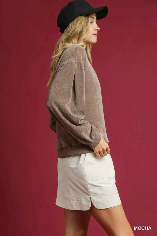 Umgee Velour Crewneck Balloon Sleeve Sweatshirt efe06d34-738f-486e-93df-b2d5339fb874-Max-Origin