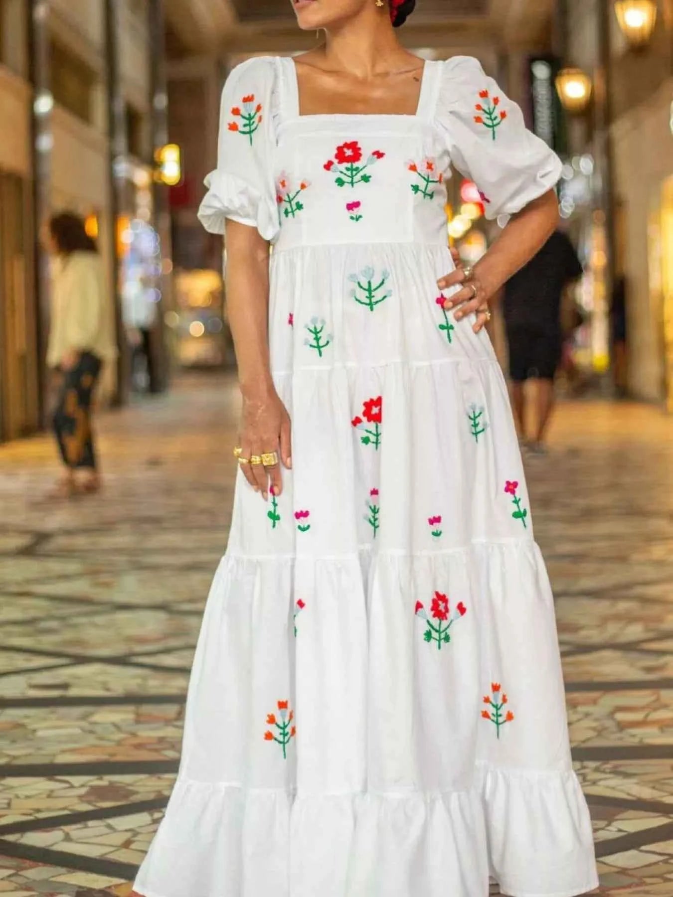 Square Neck Tiered Maxi Dress White f00a6c2a-00f9-4e80-a819-5802cf979bcc-Max-Origin