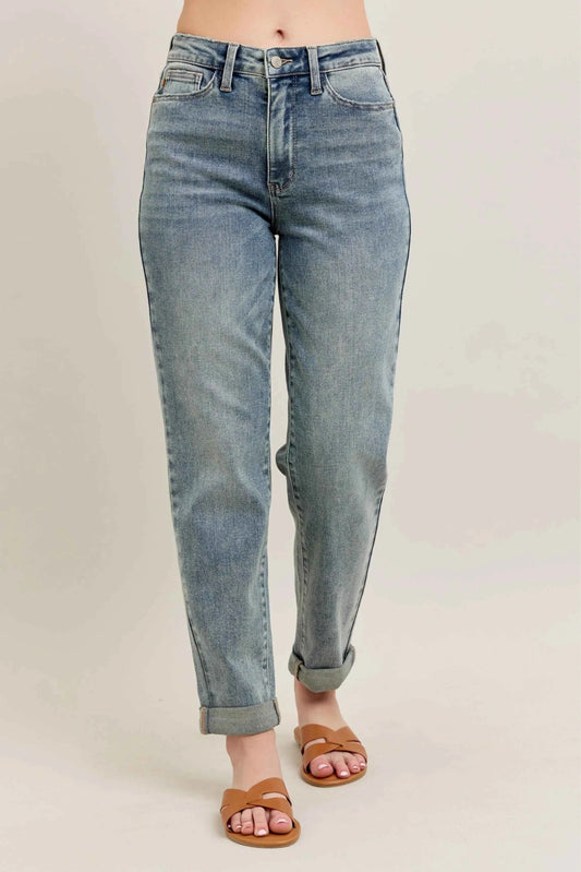 Full Size Hw Vintage Wash Double Roll Cuff Bf Jeans Plus Size f029354938ca48c59df7a5ffd0946951-Max-Origin