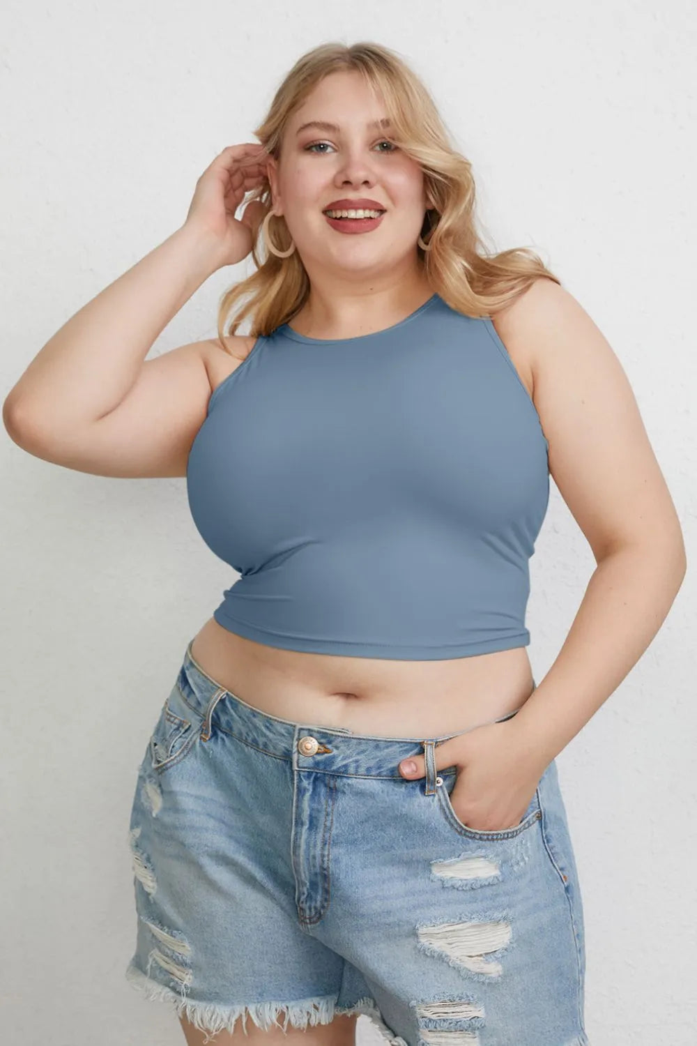 Basic Bae Full Size Round Neck Slim Tank f0d9b98a-ea99-4b74-8858-07ffbd66d886-Max