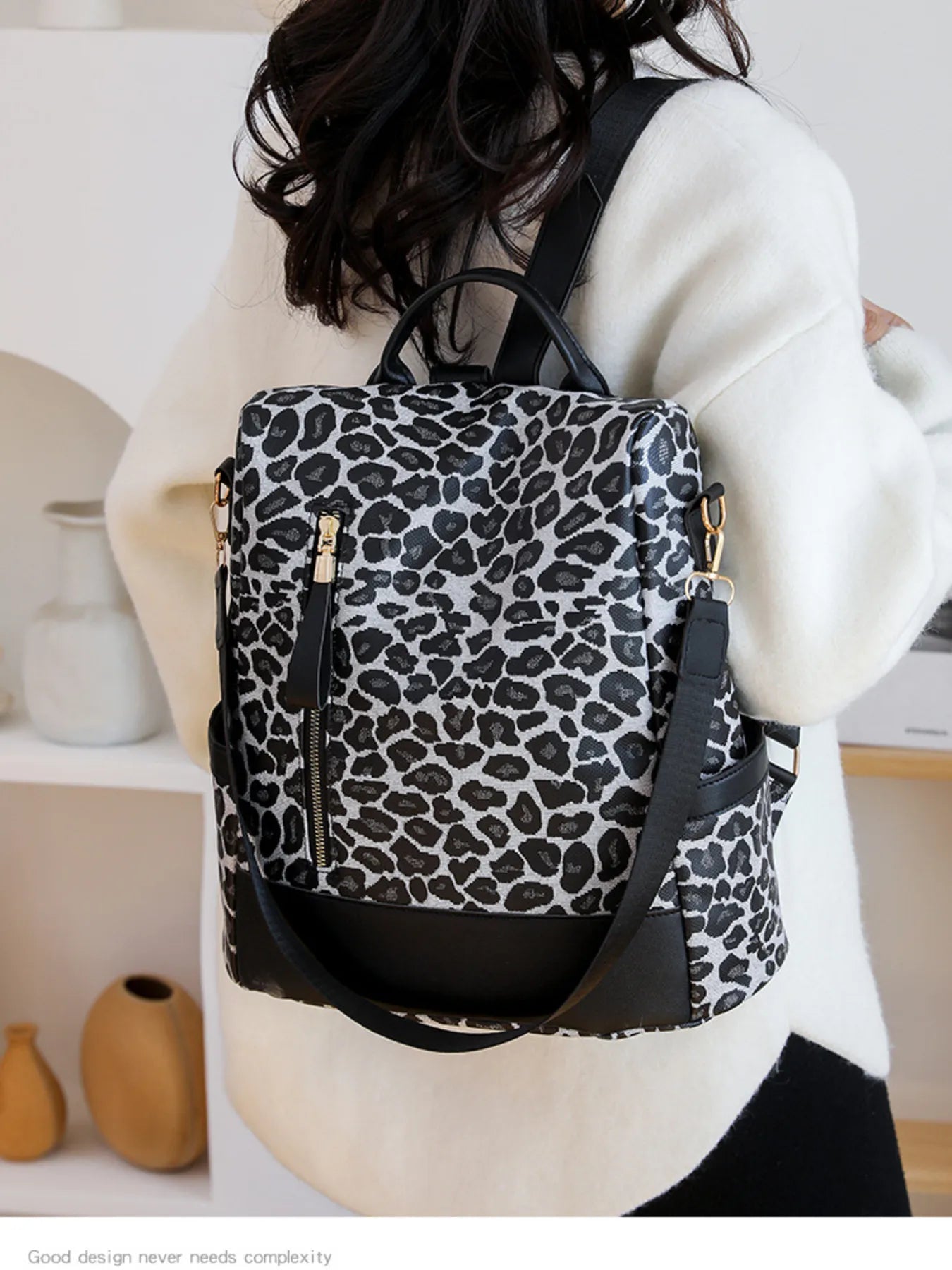 Leopard Print Backpack Bag f0de674d5eb746058f94dad71f70baf6-Max-Origin