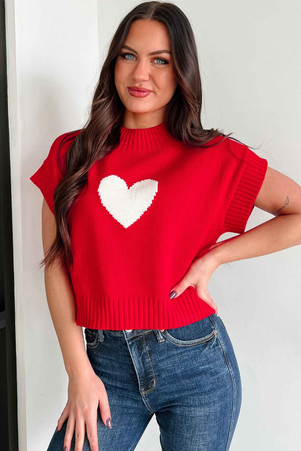 Fiery Red Valentine Heart Graphic Cropped Short Sleeve Sweater f118cb7b34bc693d