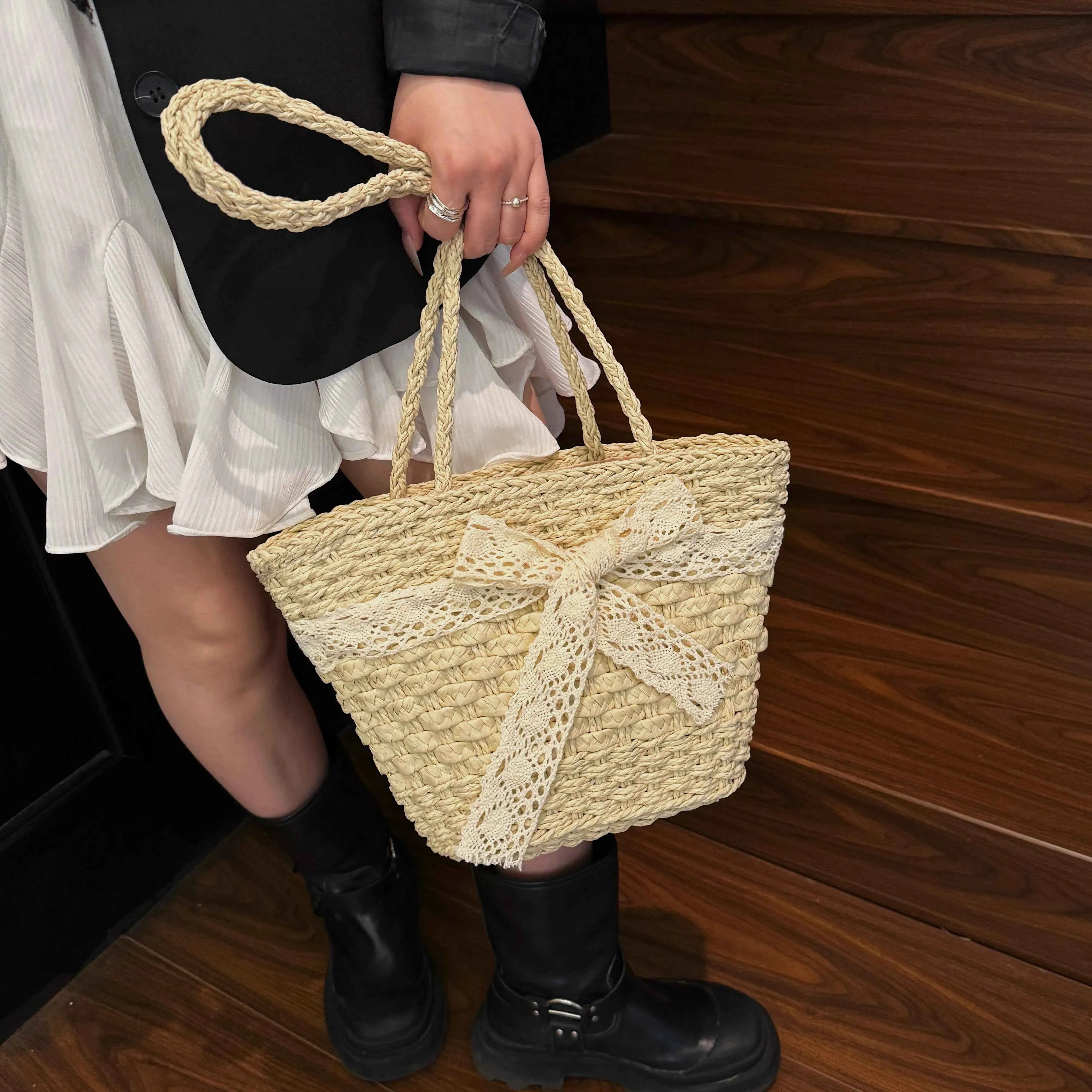 Drawstring Woven Straw Handbag Beige onesize f140e660ee6c43a49c3d19869a4d8c35-Max-Origin