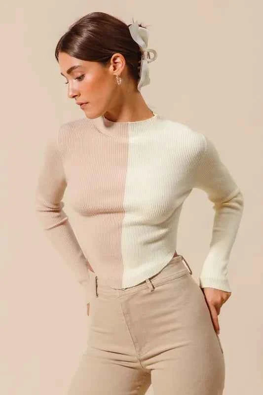 Color Block Fitted Crop Sweater Top f178909dc4584e21ac84614222d6af2c-Max-Origin