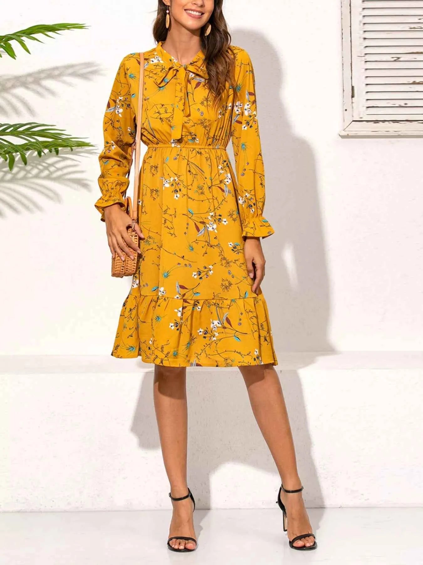 Ruffled Hem Floral Print Long Sleeve Dress f178c466-3e16-4cbe-b9ca-3b5b04c2d29e-Max-Origin